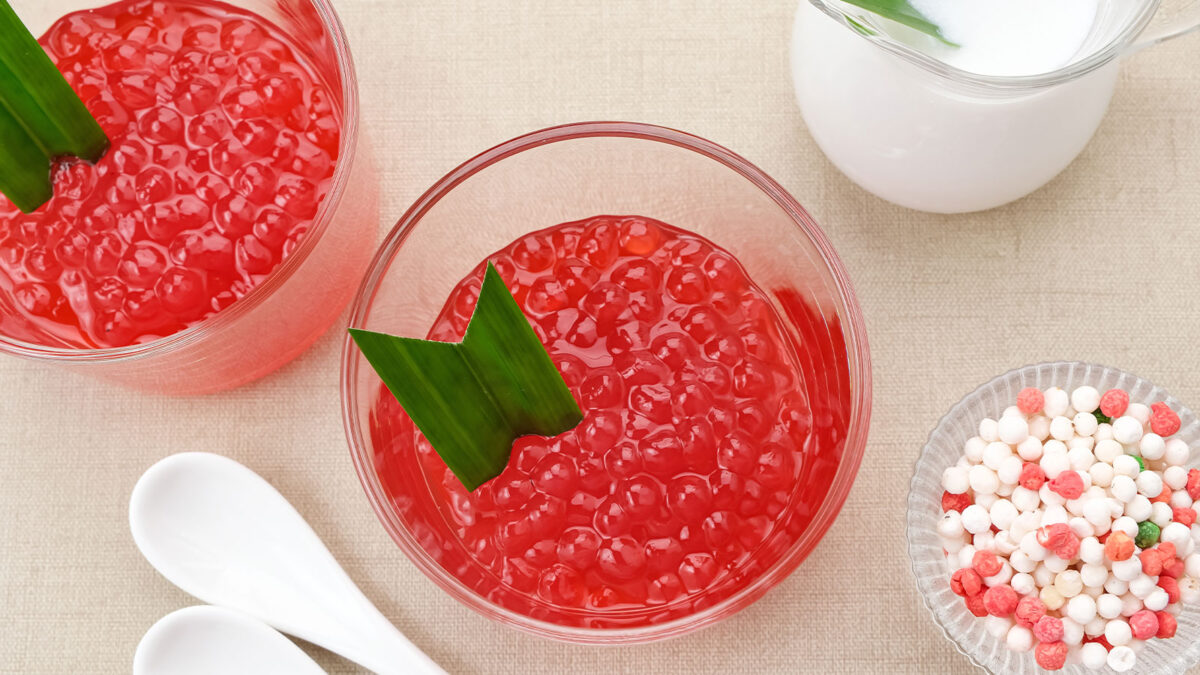 What is lychee popping boba (9)
